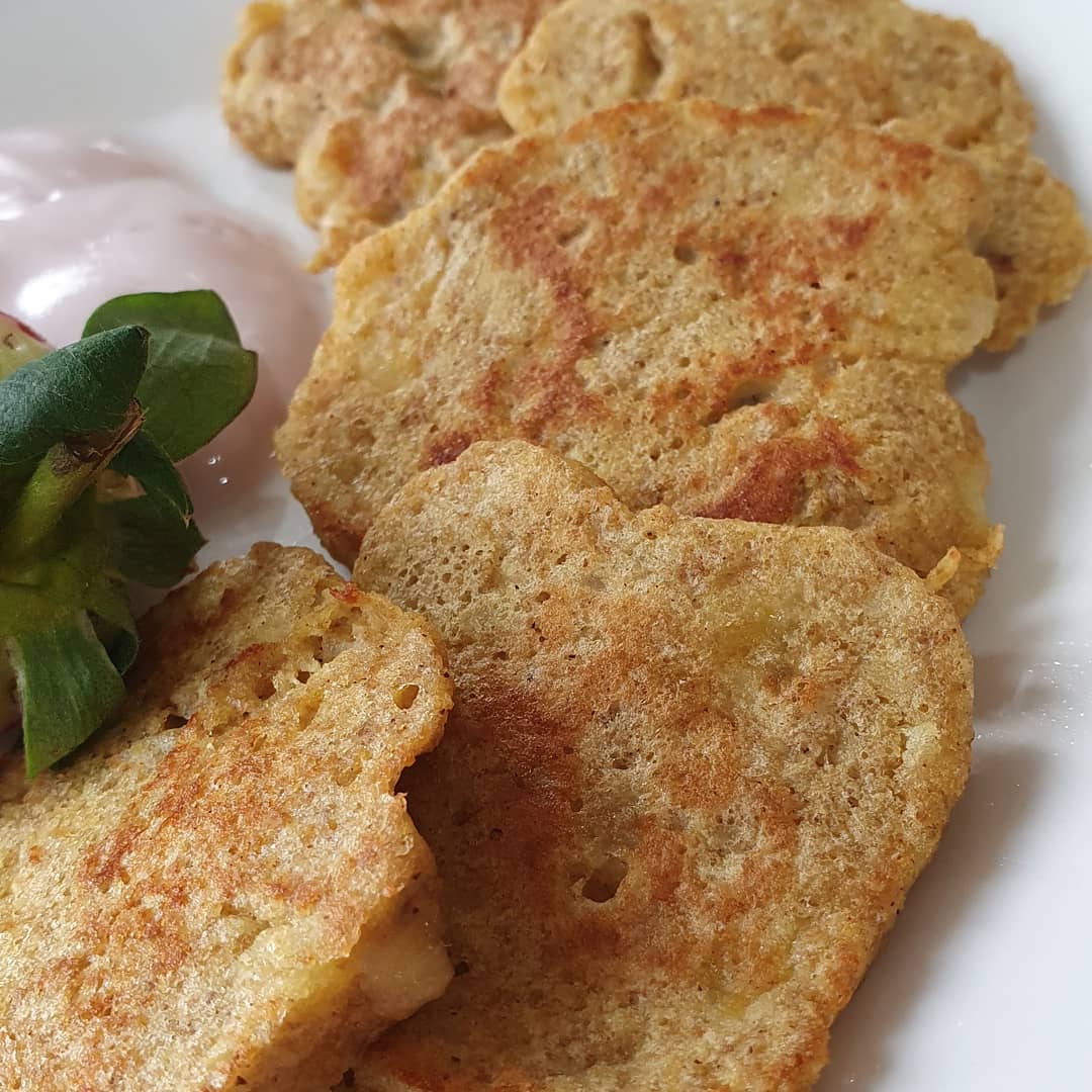 3 Ingredient Flax-nana Pancakes 2